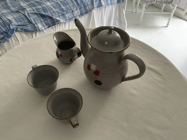 Cuisine IX -éme Jouet Ancien grand Modèle bois Complet Accessoires Tôle