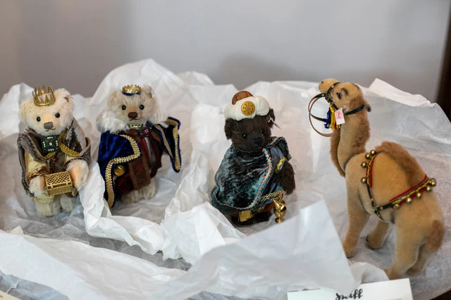 Steiff 3 Kings Teddy Bear and Camel Nativity Set limited (1000), 2007 never use