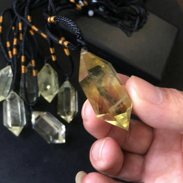 Natural Clear Citrine Quartz Crystal Wand Pendant Necklace Chakra Healing Stone