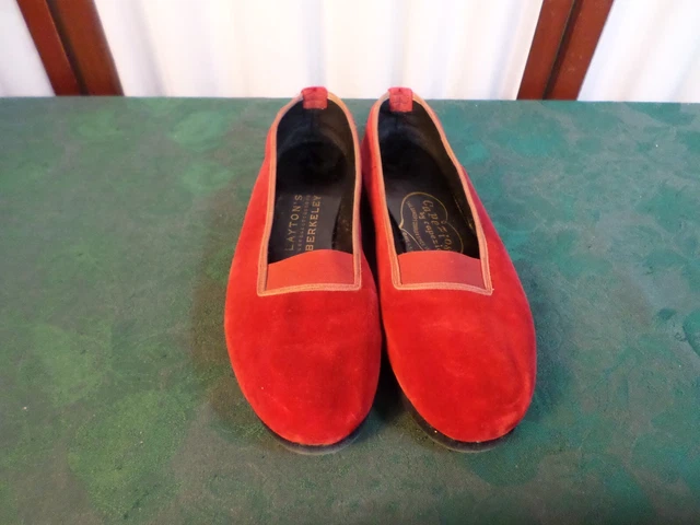 Beautiful Vintage Layton's Capezios Women's Red Velvet Slippers-Size 6 M