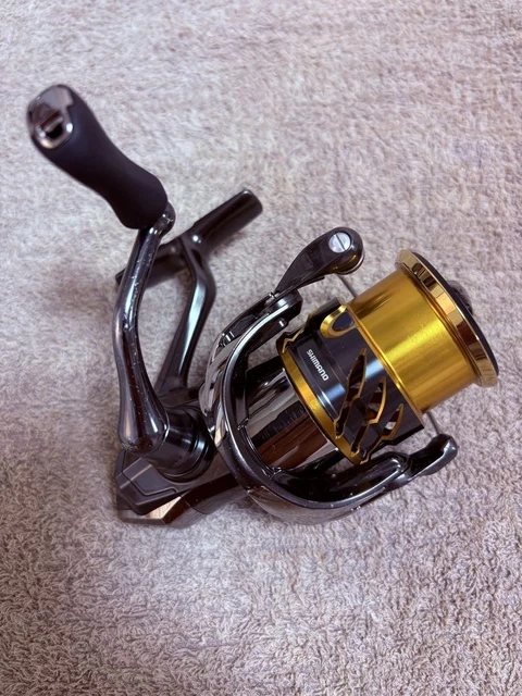 リール SHIMANO - SHIMANO 20 TWINPOWER 2500S Amazon.com : SHIMANO 20 Twin Power C2000SHG : Sports & Outdoors