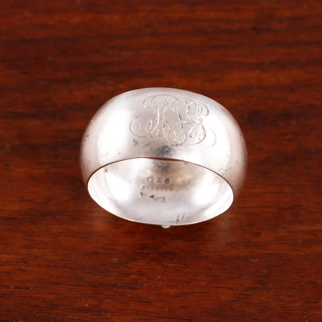 Reed and barton best sale sterling silver napkin rings