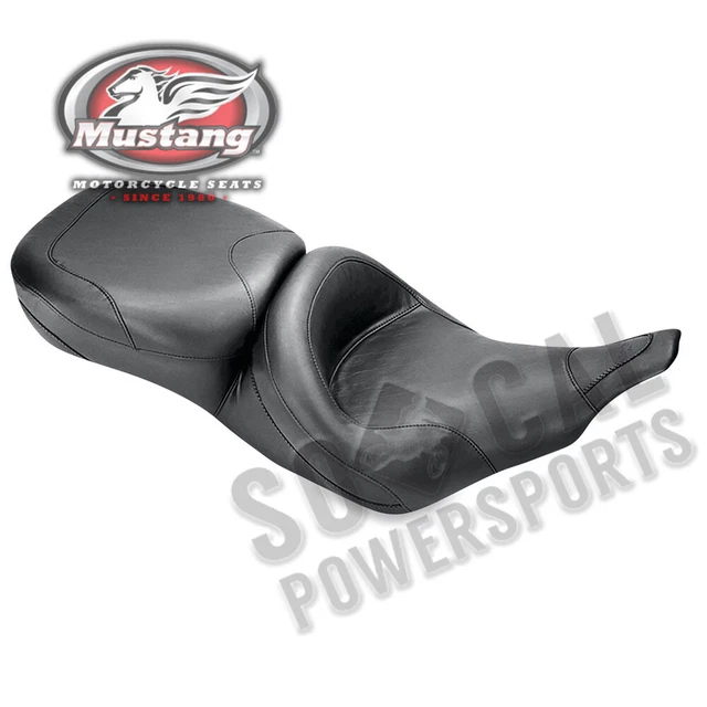 1-Pc Regal Ultra Tour Seat Fr Width-18in Smooth FLHTC  Classic 1997-2005