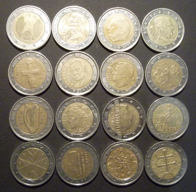 Lot de 16 piéces de 2 euros faces nationales. Non commémoratives.