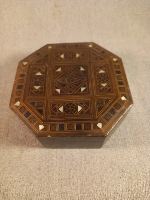 Ancienne Boîte à Bijoux En Bois Et Laiton – Marron Clair, Vintage