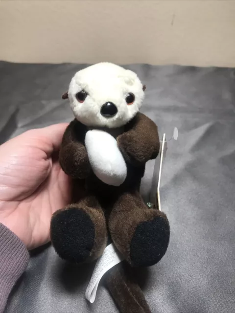 Vintage Wildlife Artists Inc. Baby River Sea Otter Plush Stuffed Animal 7.5" L