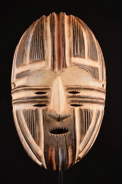 20428 African Old Fang Mask / Mask Gabon