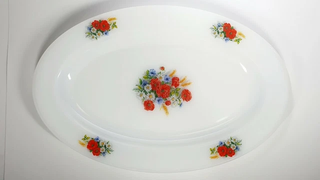 Grand Plat Rond Arcopal France – Vintage, Décor Marguerites, Blanc