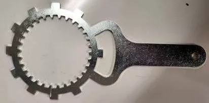 Clutch Removal Holding Tool Basket Spanner For SUZUKI RM80 1997 2