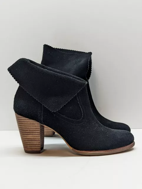 Women's UGG Thames Black Suede Fold Over Ankle Boots Size 8