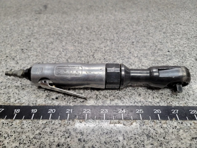 BLUE POINT TOOLS AT704 3/8" DRIVE AIR RATCHET a-x 4