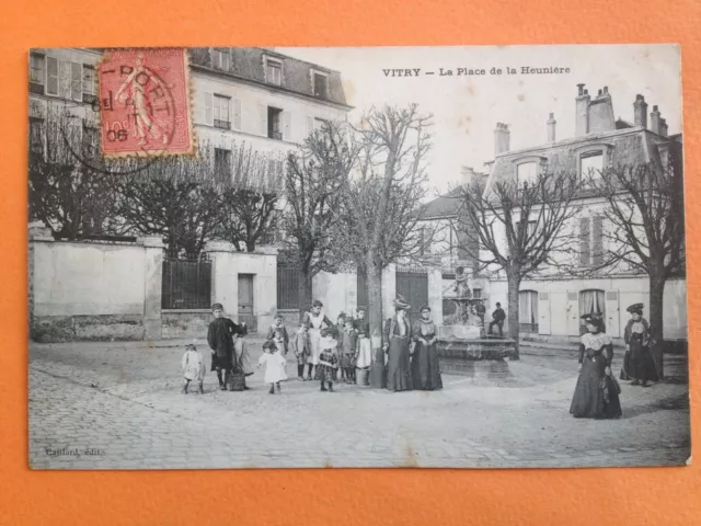 Carte Postale 1900  VITRY sur SEINE Val de Marne PLACE de la HEUNIERE Animés