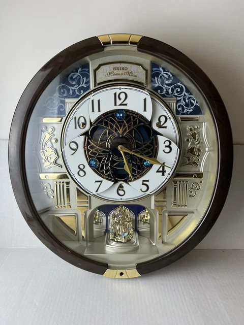 SEIKO SQUARE Melody In Motion Mantle Clock With 6 Different