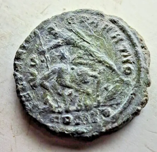CONSTANTIUS II 337-361 Follis Ancient Authentic Roman bronze coin