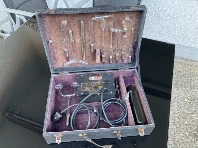 HELIOS Hochfrequenz Heilapparat im Koffer, 20er Jahre, Violet Wand Gerät, works 3