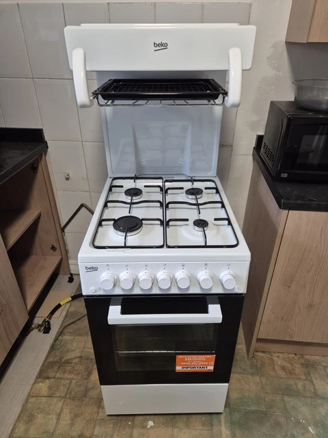 Freestanding Cookers: Electric Ovens and Gas Cookers - Homemaker