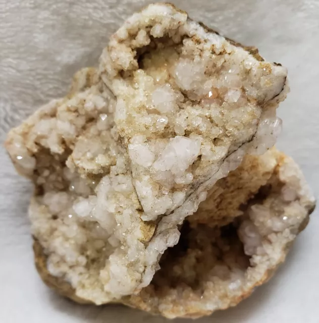 Natural White Agate Quartz Crystal Cluster Geode Rough Specimen Healing Vintage