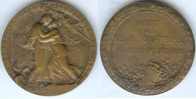 Médaille de table - METZ à ses libérateurs 19 novembre 1918 HANNAUX d=45mm