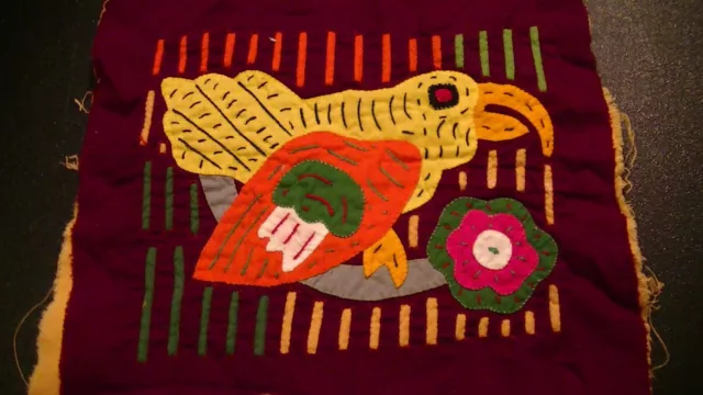 Vintage Mola Art Kuna Guna Panama Hand Made Textile Tapestr Folk Art Parrot Bird