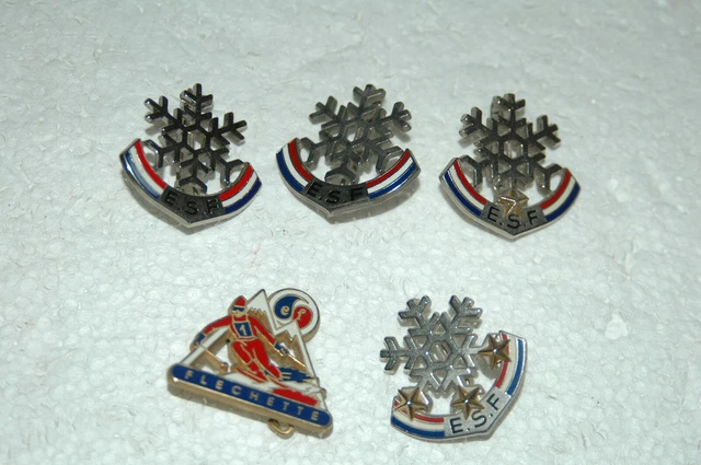 Insigne broche médaille de ski FFS SKIEUR SCOLAIRE