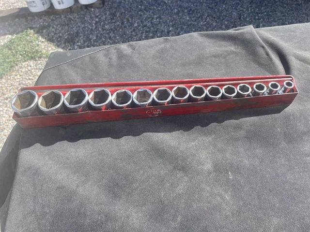 Mac Tools 15 Piece 1/2'' Drive 6 Point  SAE Standard Socket Set Big 3/8-1 1/4