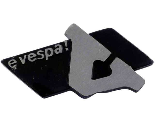 Inscription eVespa !, compartiment à bagages en aluminium,