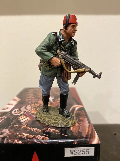 WS255 WW2 German Croatian Waffen Advancing NCO Handschar With MP40 Mint In Box
