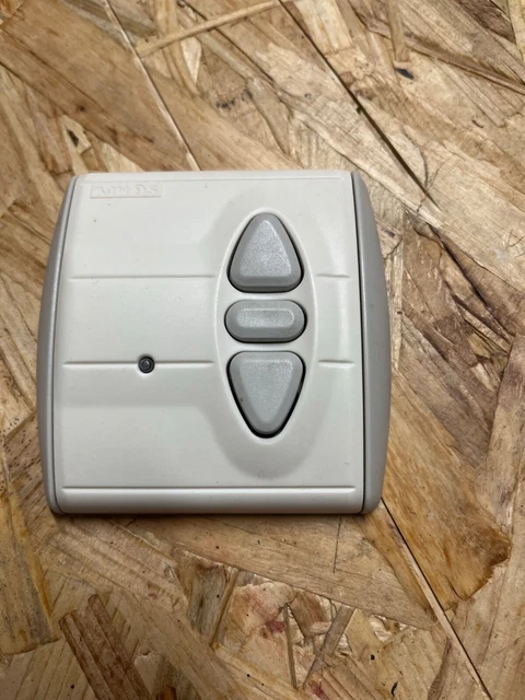 Transmisor de mano de pared Somfy Centralis RTS radio 