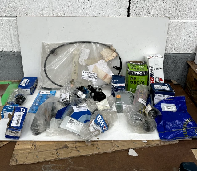 Job Lot Of Assorted Mixed Car Parts  Free Uk Next Day Delivery