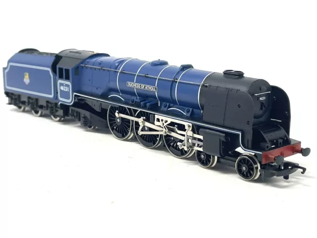 Hornby Railways R372 BR blaue Krönungsklasse ""HERZOGIN VON ATHOLL"" NEU VERPACKT