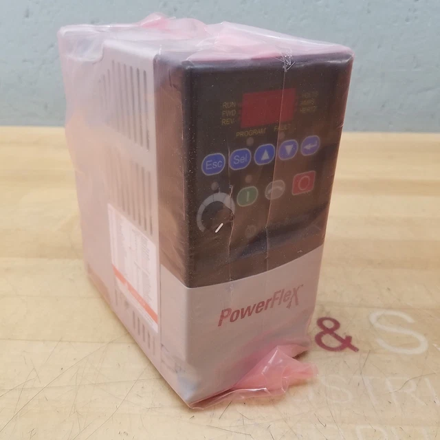 Allen Bradley 22A-D4P0N104 Series A 1.5kW / 2.0HP PowerFlex 4. 380-480Vac - NEW