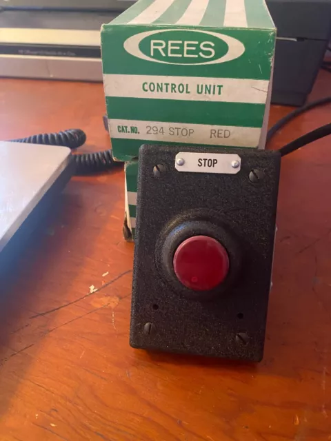 Rees 294 Pushbutton Switch Red Stop (Bs-142)