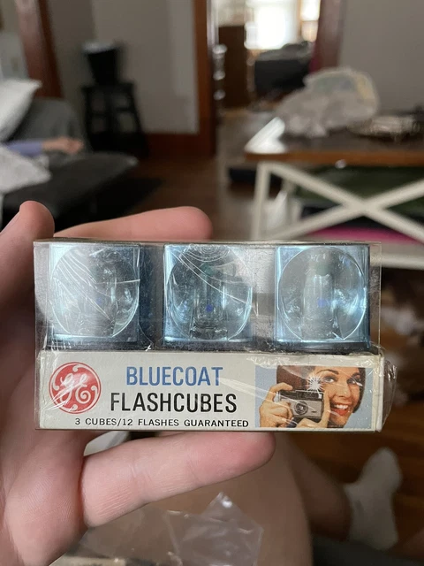 GE BlueCoat Flash Cubes - Vintage Photography GE BlueCoat Flash Cubes - Vintage Photography