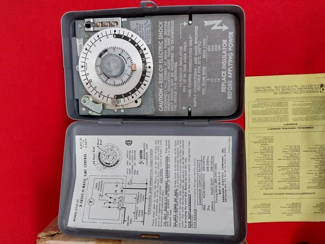Paragon MODEL 8145-20 D-FROST-O-MATIC CONTROL. 40A.208-240VAC. 60Hz
