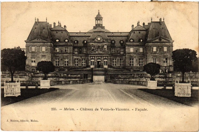 CPA surroundings de MELUN Chateau de Vaux-le-Vicomte - facade (1320732)