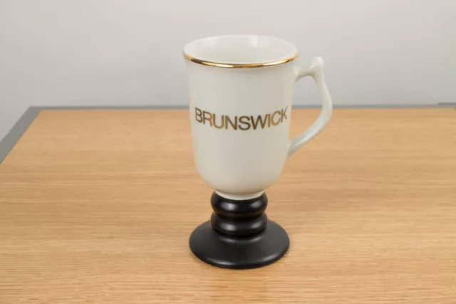 Buntingware Brunswick Pedestal Mug Gold Rim