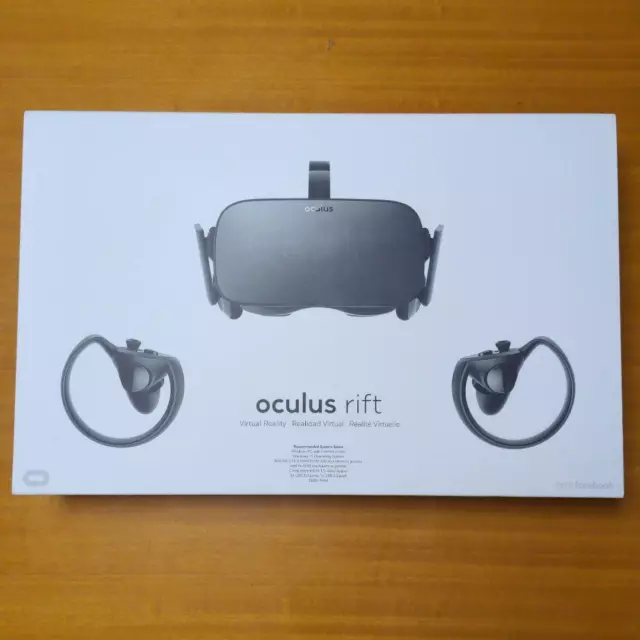 Oculus Rift  PC Powered VR Gaming Headset