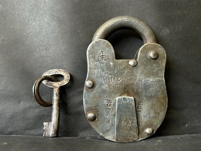 VERROU VINTAGE ANCIEN en Laiton Massif Cadenas Avec Clé Fort CMS 4