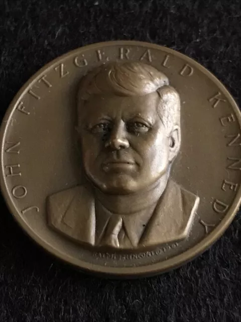 Vintage John Fitzgerald Kennedy Presidential Art Medal, Medallic Art Co.