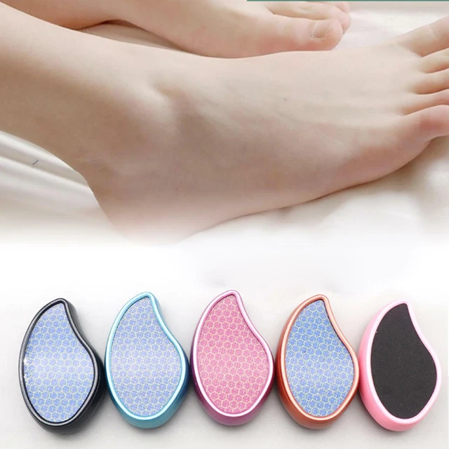 Épurateur de pieds portable pour enlever les callosités des pieds pour