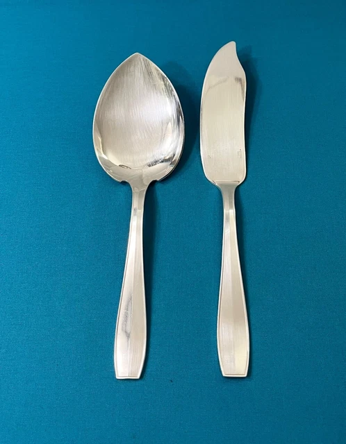 Christofle – Lot 12 Cuillères à Entremet Drop – Métal Argenté, L.16,8 Cm