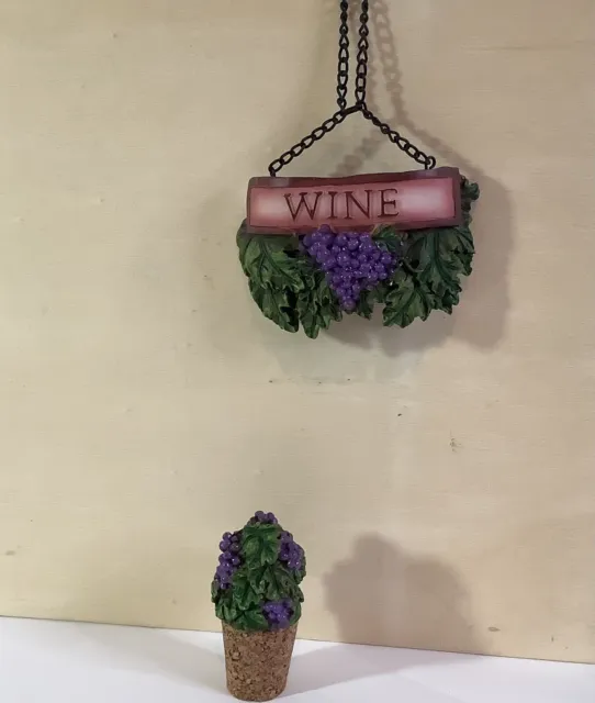 Wine Bottle Stopper & Grapevine Bottle Plaque