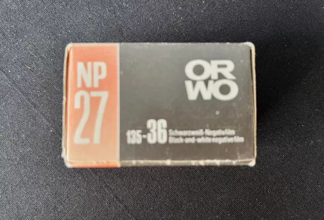 1 X ORWO NP27 Noir & Blanc 35mm Film 36 Image - Dépassée - 400 Iso . Emballage