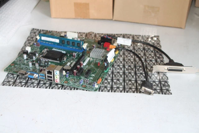 Pack Carte Mère Lenovo IH81M + CPU Intel Pentium G3220 3GHz + 4Go DDR3