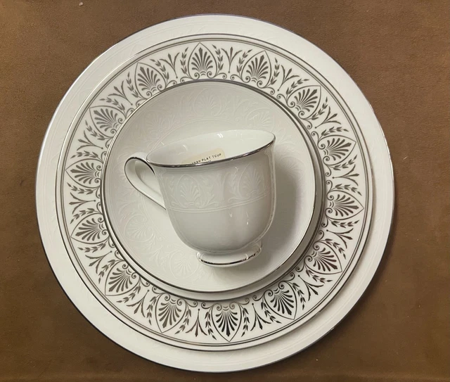 Lenox Hannah Platinum 5pc Place Setting