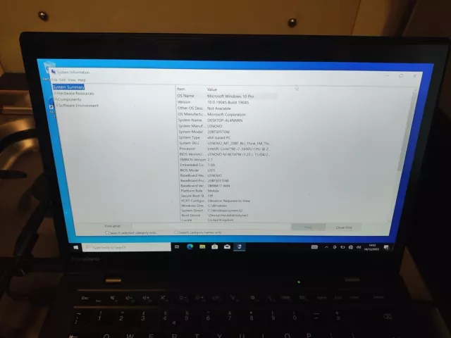 Lenovo X1 Carbon I7 3rd Gen Battery Issue, Small Pixel Not Working On Screen Lenovo X1 Carbon I7 3rd Gen Battery Issue, Small Pixel Not Working On Screen