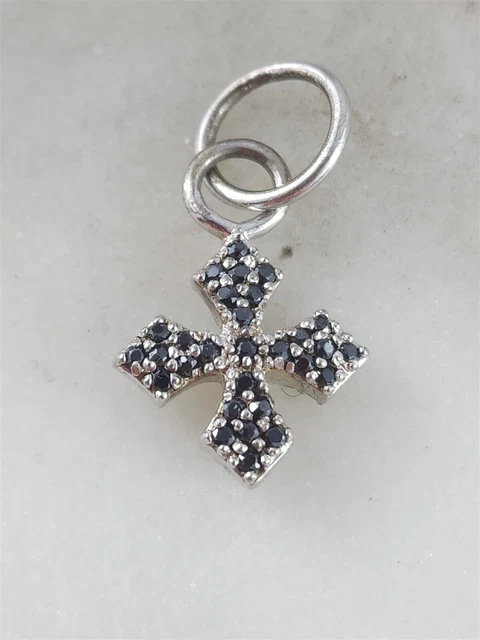 Vintage Sterling Silver Dark Blue Gemstone Maltese Cross Pendant 2.6 Grams