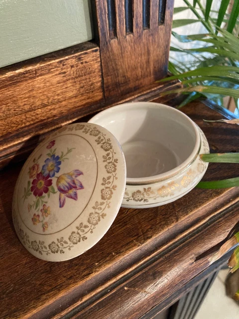 Bonbonnière, porcelaine émaillée de Canton fin XIXème - Décoration