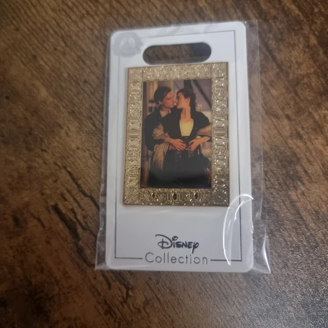 Disney Pin Titanic 25th Anniversary Jack & Rose Framed James Cameron Pin
