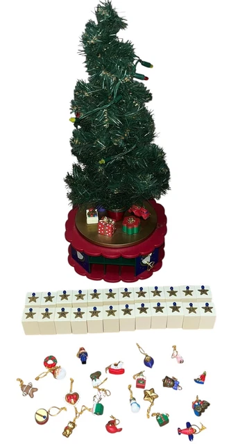 Calendario Avvento Natale 2024 Con 24 Portachiavi Musicali - Regalo Originale Per Fan Di Taylor Swift - Foto 4